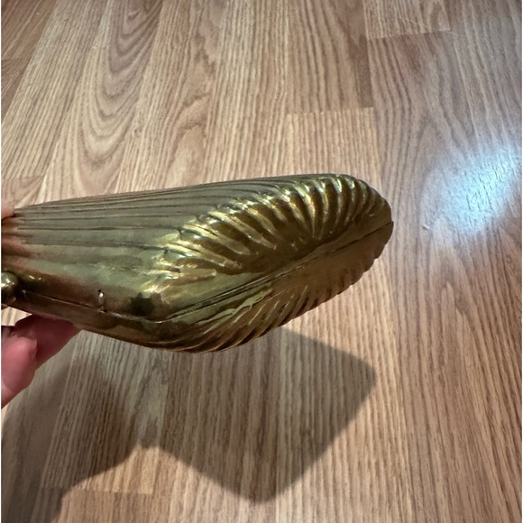 Vintage brass/ gold clutch and/or crossbody - Picture 8 of 14